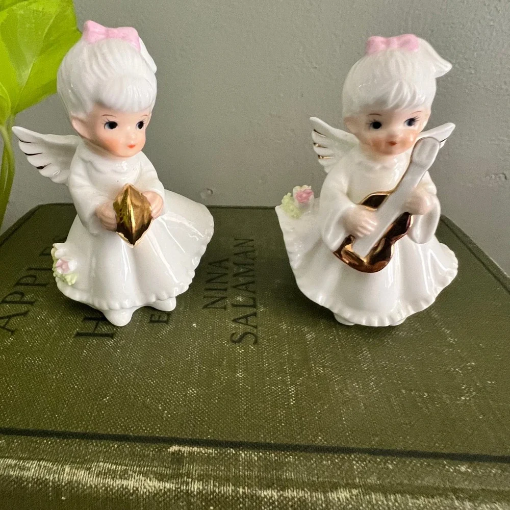 Vintage Lefton China Angel Figurines Set of 2 White Gold Porcelain 10948 3.25